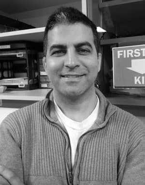 Portrait of Reza Farivar-Mohseni